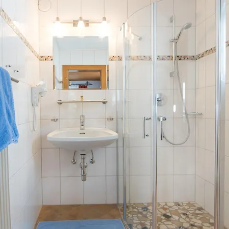 Haus Lungau מלון מאוטרנדורף